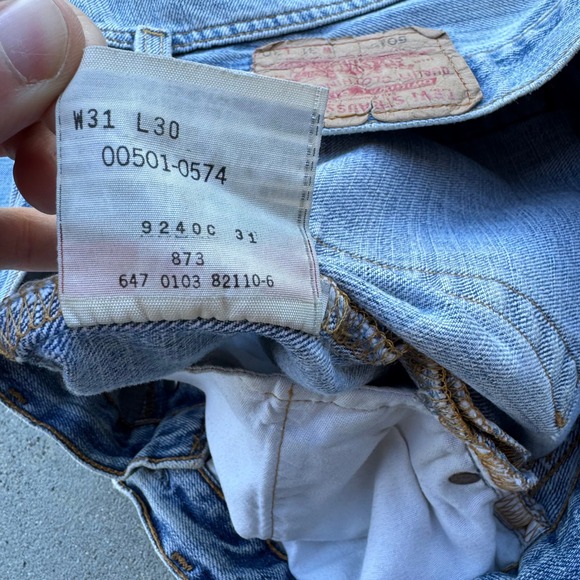 Levi's Vintage 501 Original Button Fly Light Wash Blue Denim Jeans Men 31x30 - Picture 12 of 15